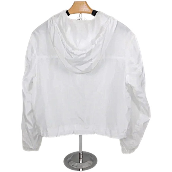 New Look White Cropped Windbreaker Jacket | Size M | Hooded Zip-Up Lightweight - Picture 3 of 4